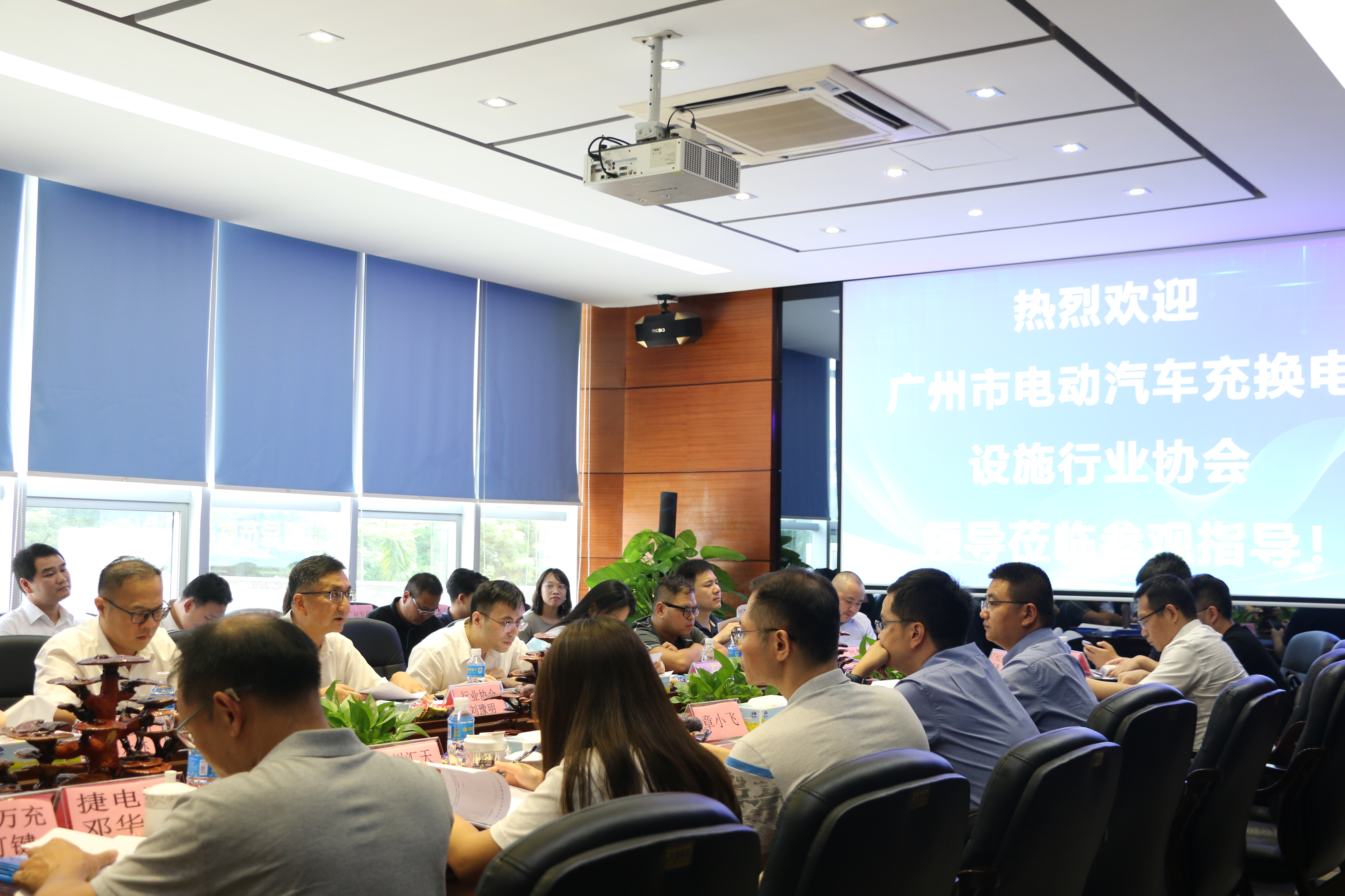 95dcdbe2dca6756f629f492929b6490.jpg 95dcdbe2dca6756f629f492929b6490.jpg