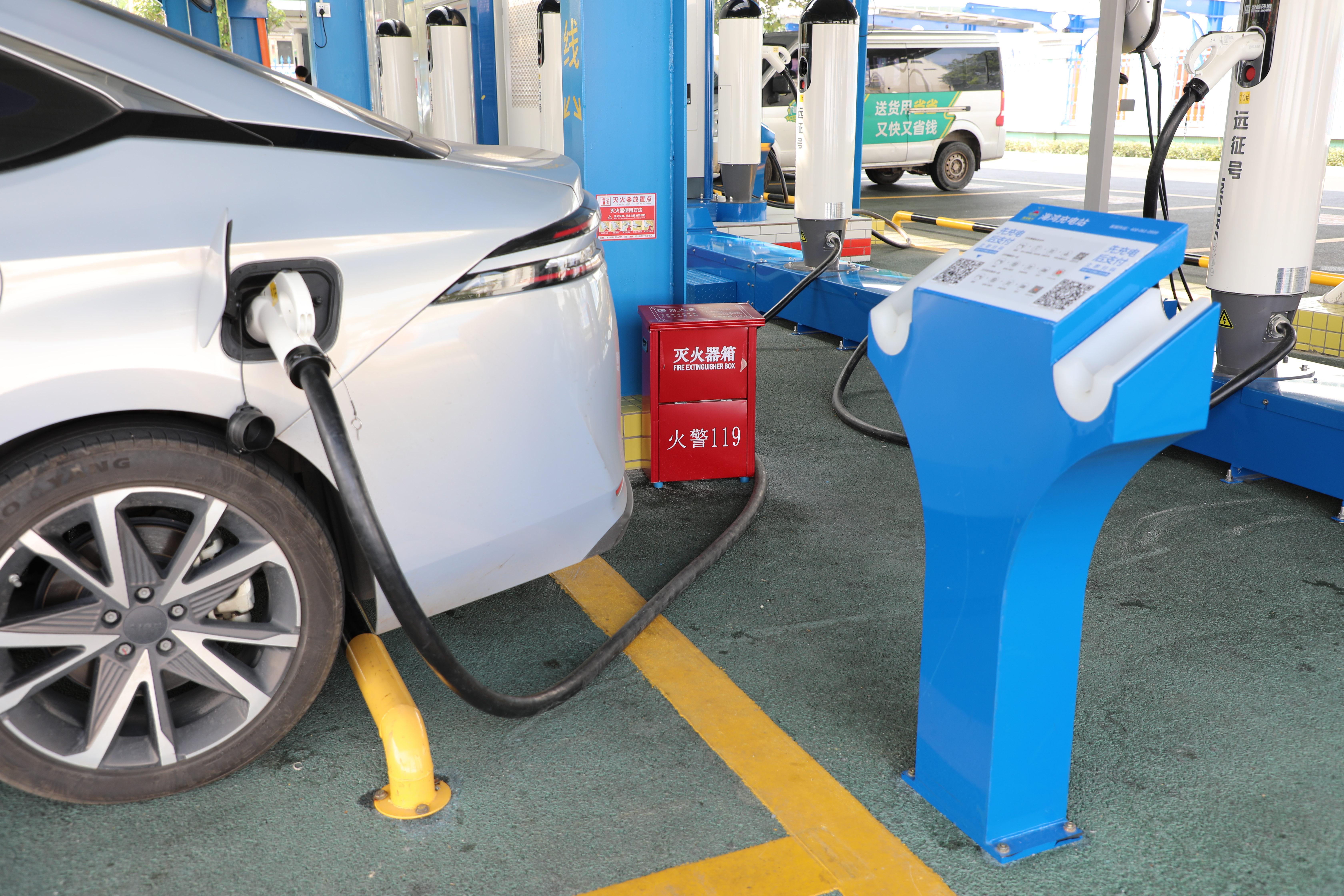 5B4A0004.JPG 5B4A0004.JPG