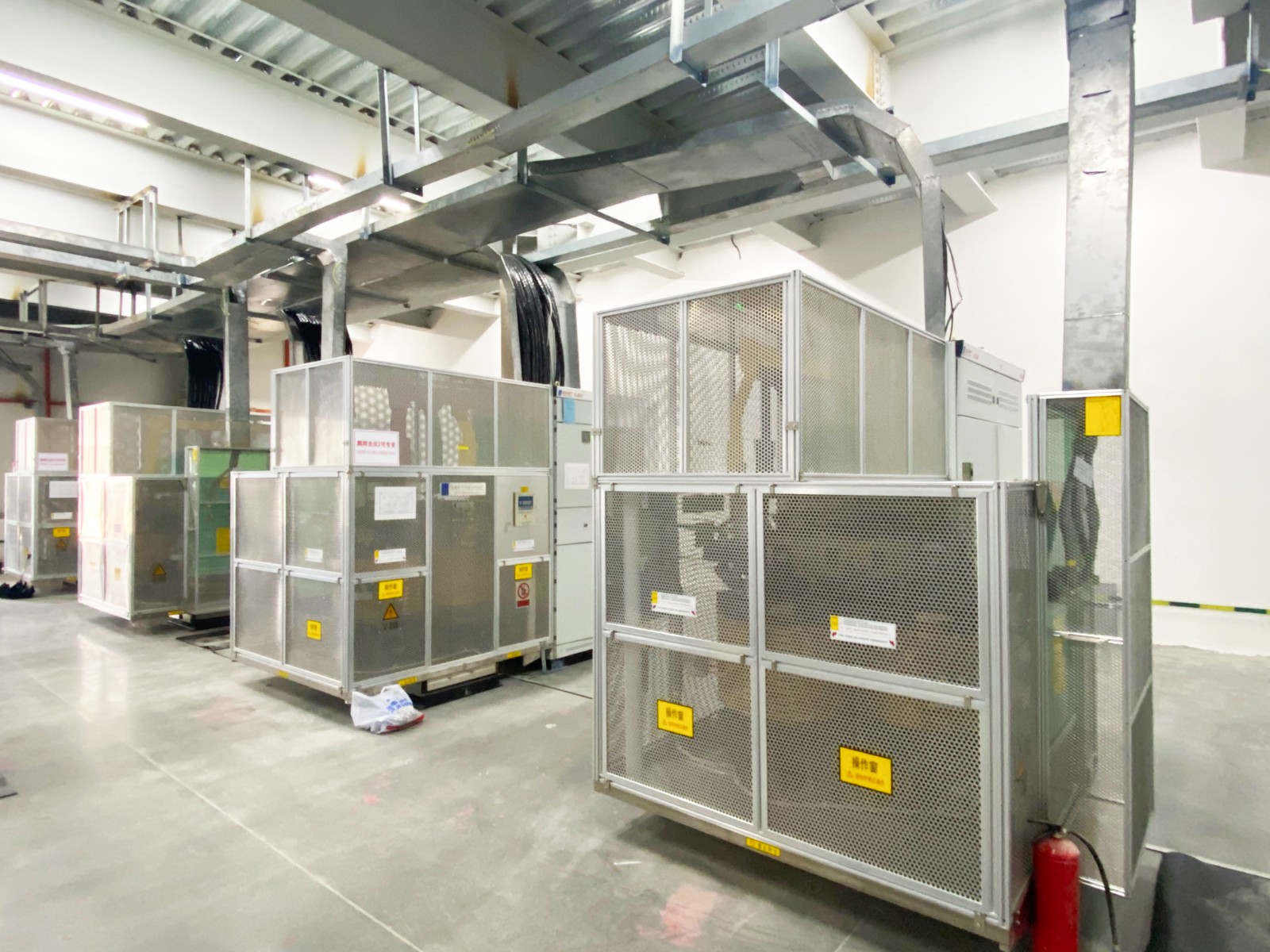 广州柳州鹏辉分布式光伏发电.jpg 广州柳州鹏辉分布式光伏发电.jpg