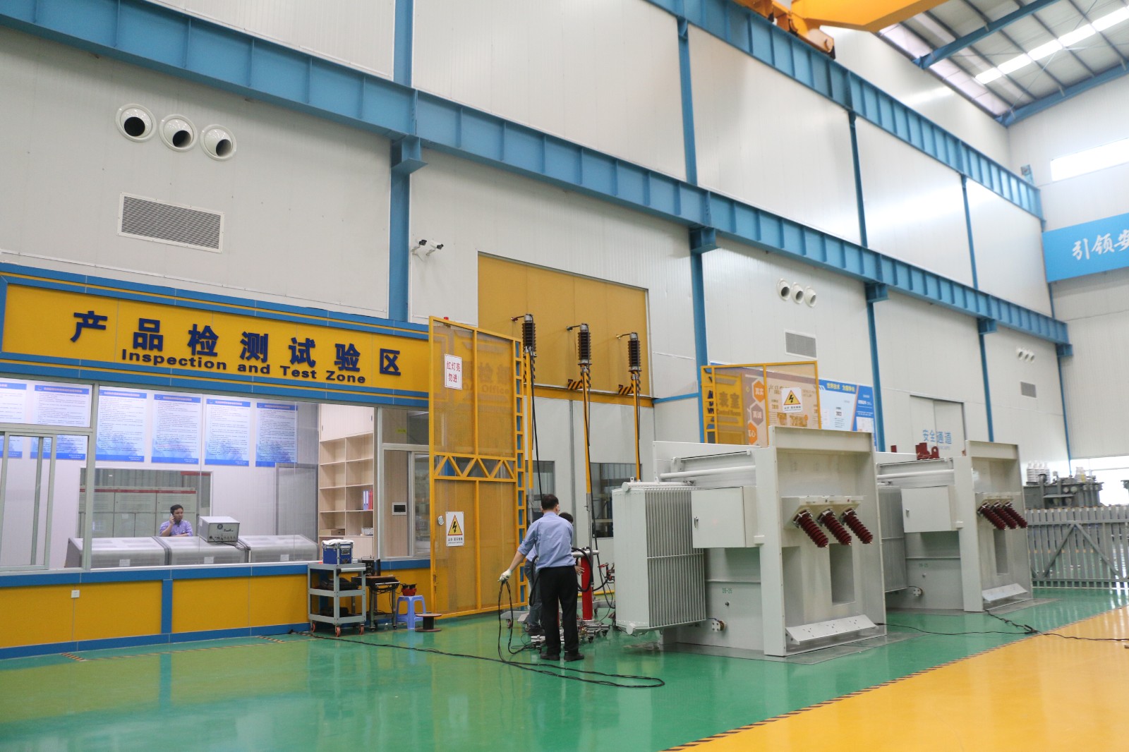 132试验室.jpg 132试验室.jpg